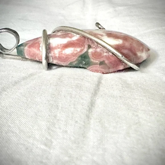 Handmade Pendant with Tumbled Pink Opal - Picture 3 of 3